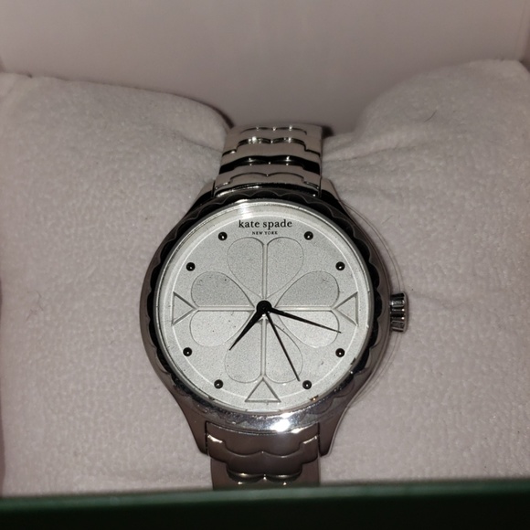 kate spade scallop stainless steel bracelet watch - Picture 2 of 5